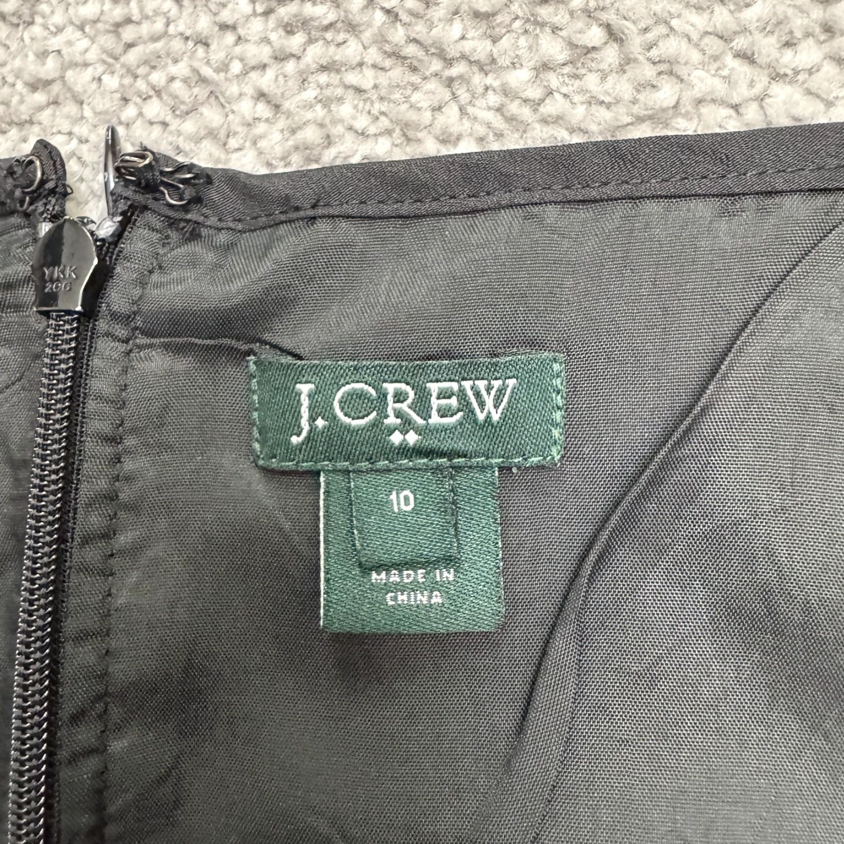 J.Crew J.Crew Black Satin Mini Camisole Tank Dress Womens 10 LBD Pockets Spaghetti Elastic V-Neck Sleeveless Party/Cocktail Casual Satin LBD Womens 10 Black Size L / US 10 / IT 46 - 7 Thumbnail