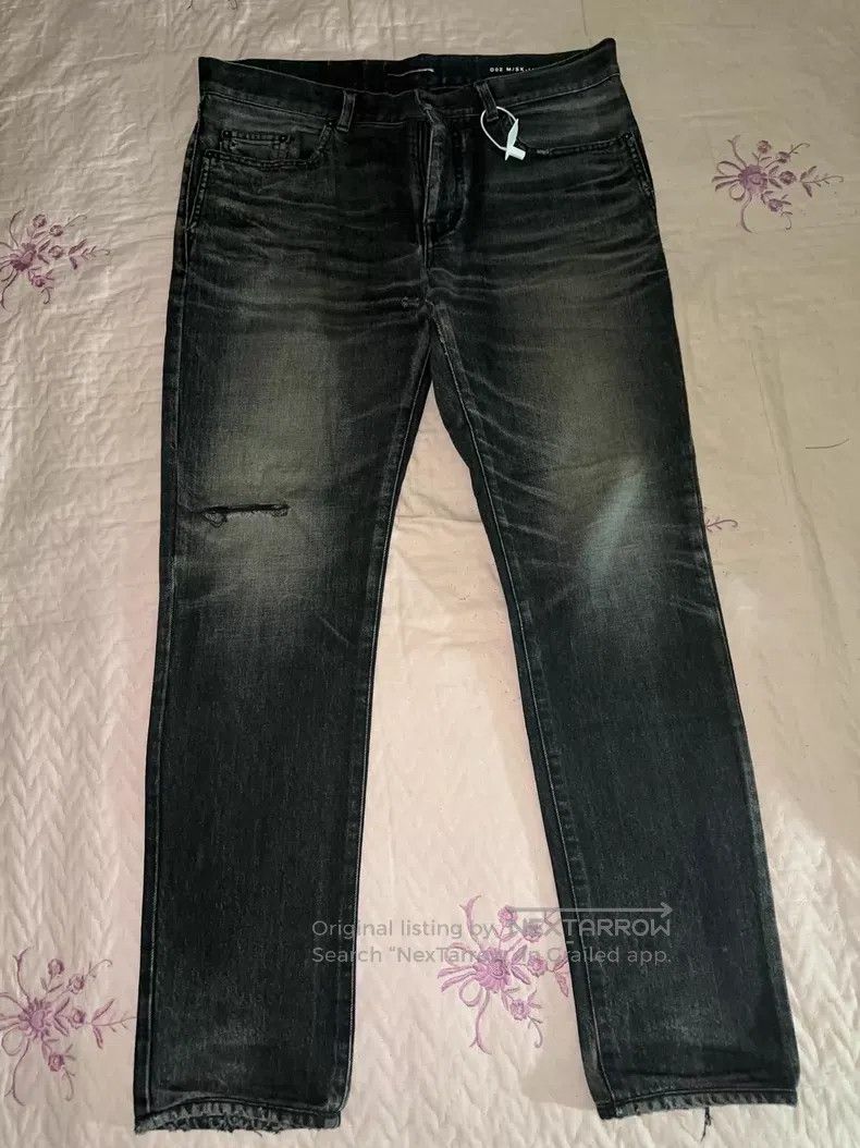 Saint Laurent Paris Saint Laurent Paris Classic single knee cut wash denim pan Size US 33 - 1 Thumbnail
