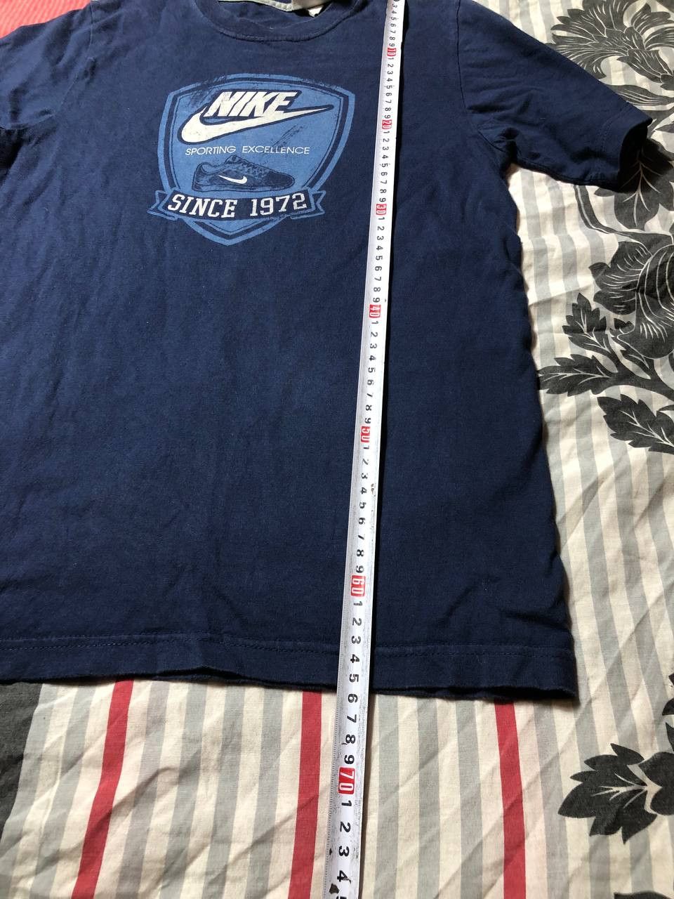Nike × Vintage 90s Nike Central Swoosh Vintage Y2K Oversized Retro T-Shirt Size US S / EU 44-46 / 1 - 8 Thumbnail
