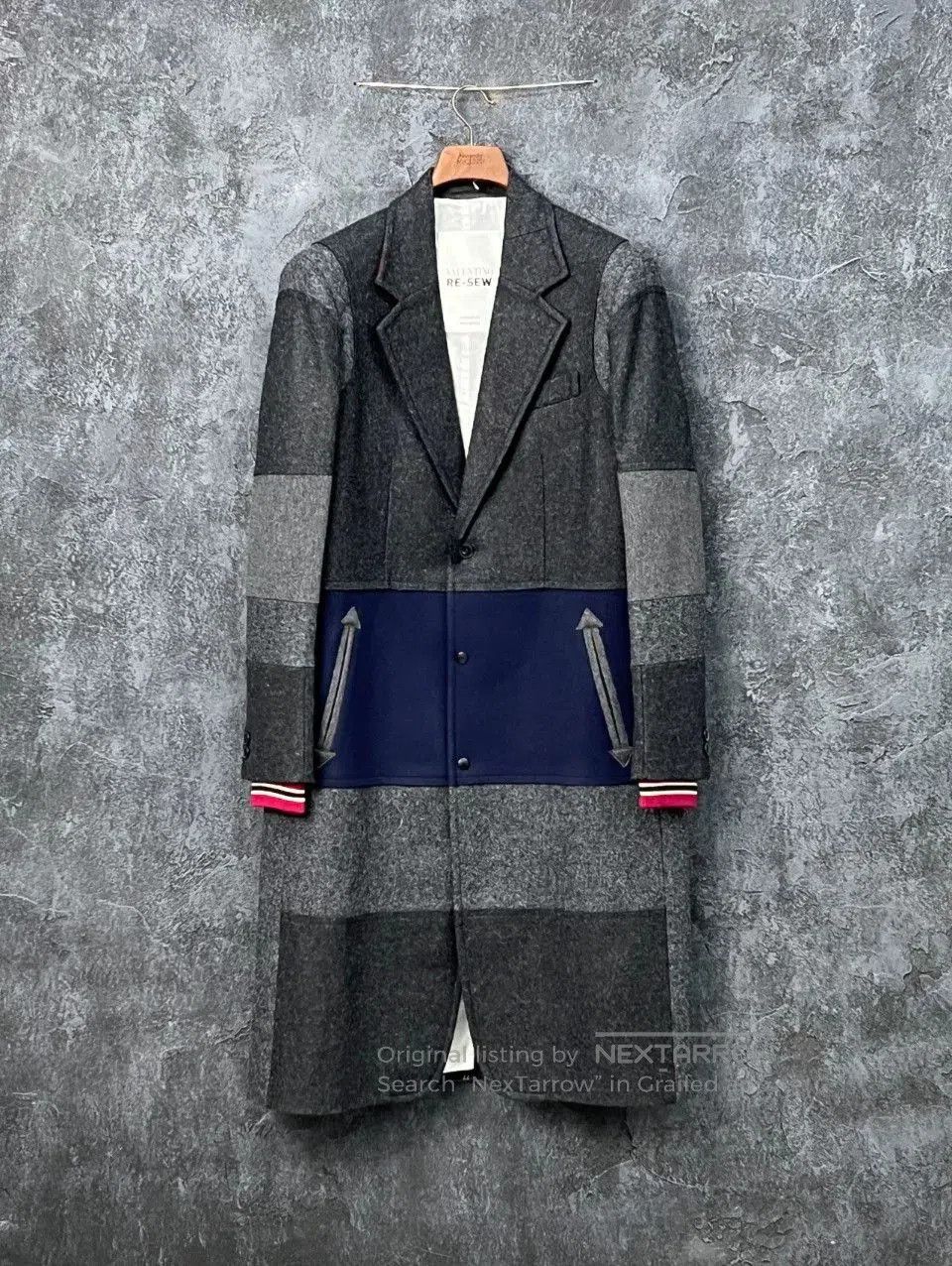Valentino Valentino Single. Size US XL / EU 56 / 4 - 4 Thumbnail