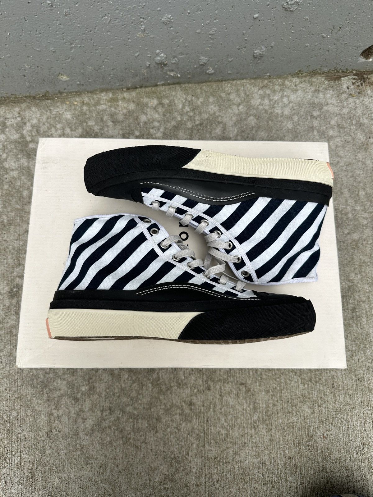Acne Studios Bla Konst Canvas Sneaker Size US 7 / EU 40 - 3 Thumbnail