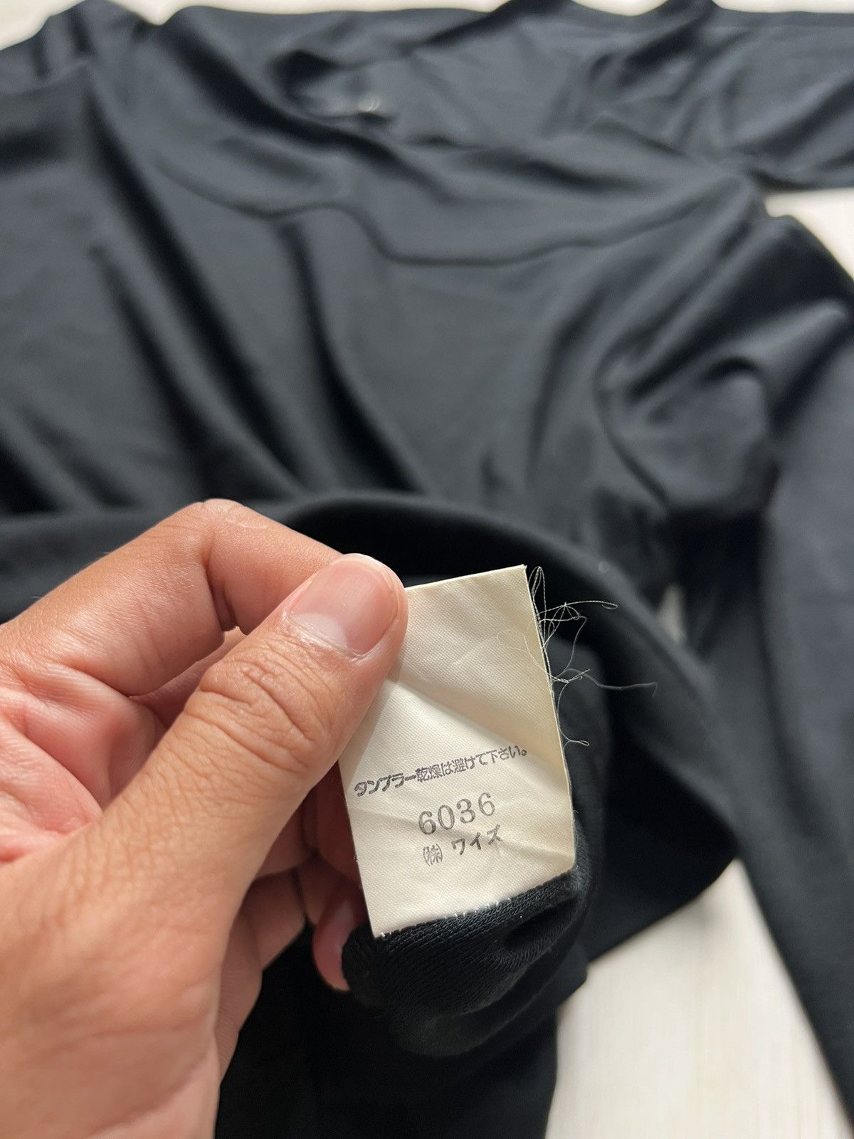 Yohji Yamamoto Yohji Yamamoto Y’s Triacetate Asymmetric Longsleeve Scarf Size US M / EU 48-50 / 2 - 9 Thumbnail