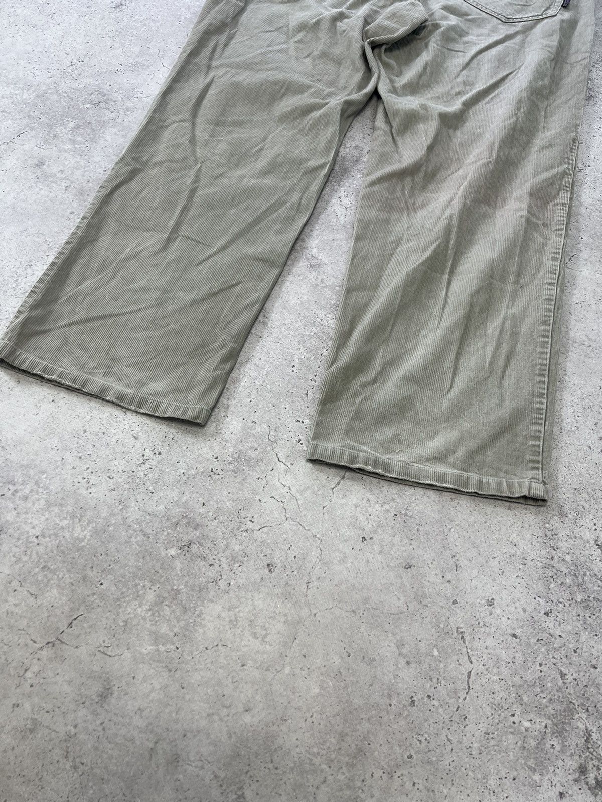 Patagonia × Vintage Patagonia Corduroy Pants Mens 38 Gray Corduroy Straight Leg Size US 38 / EU 54 - 6 Thumbnail