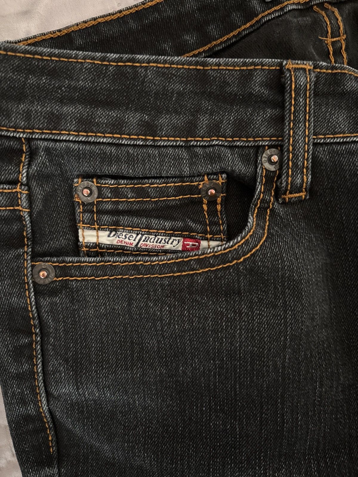 Diesel Diesel Vintage jeans Size 27" / US 4 / IT 40 - 4 Thumbnail