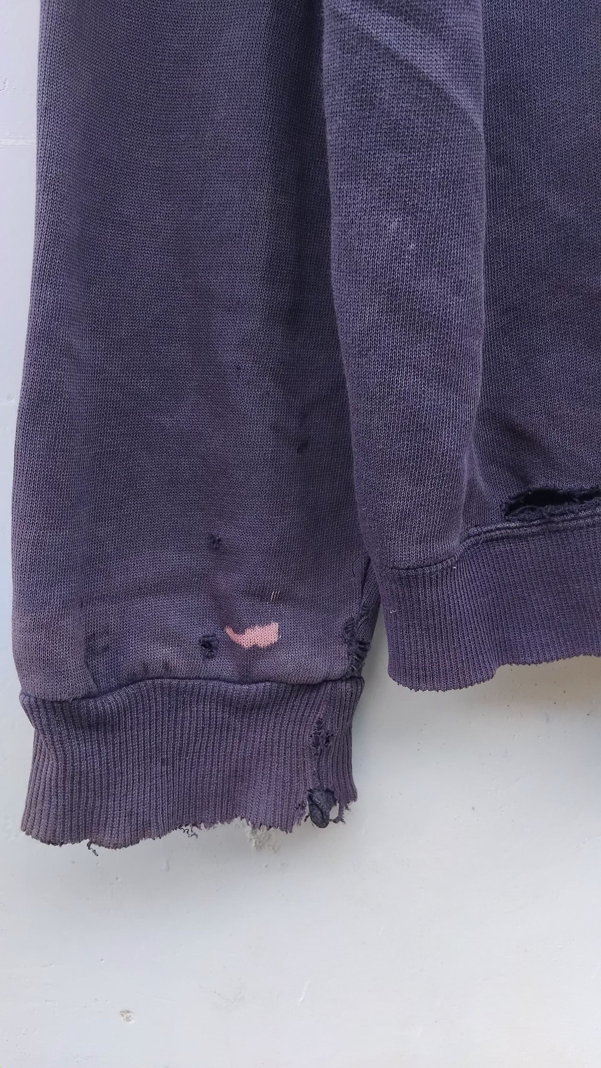 Valentino Vintage Original Valentino distress sweater Size US M / EU 48-50 / 2 - 6 Thumbnail