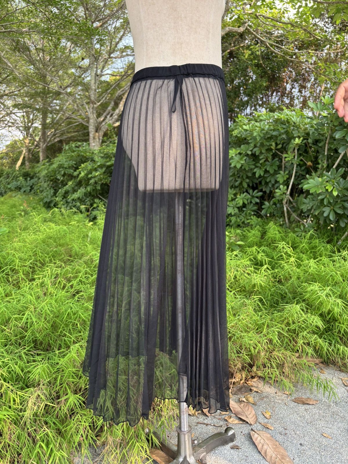 Japanese Brand Black mesh skirt by Madam Rituko Size 29" - 5 Thumbnail