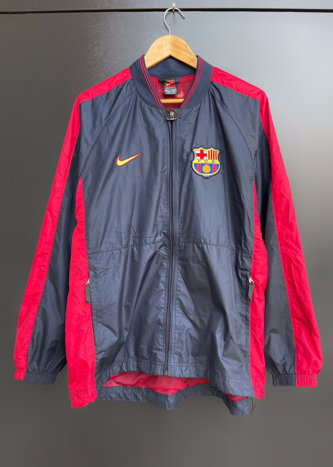 Vintage Barcelona 1998 2000 Track Top Jacket Football Full Zip Nike Size US M / EU 48-50 / 2 - 1 Thumbnail