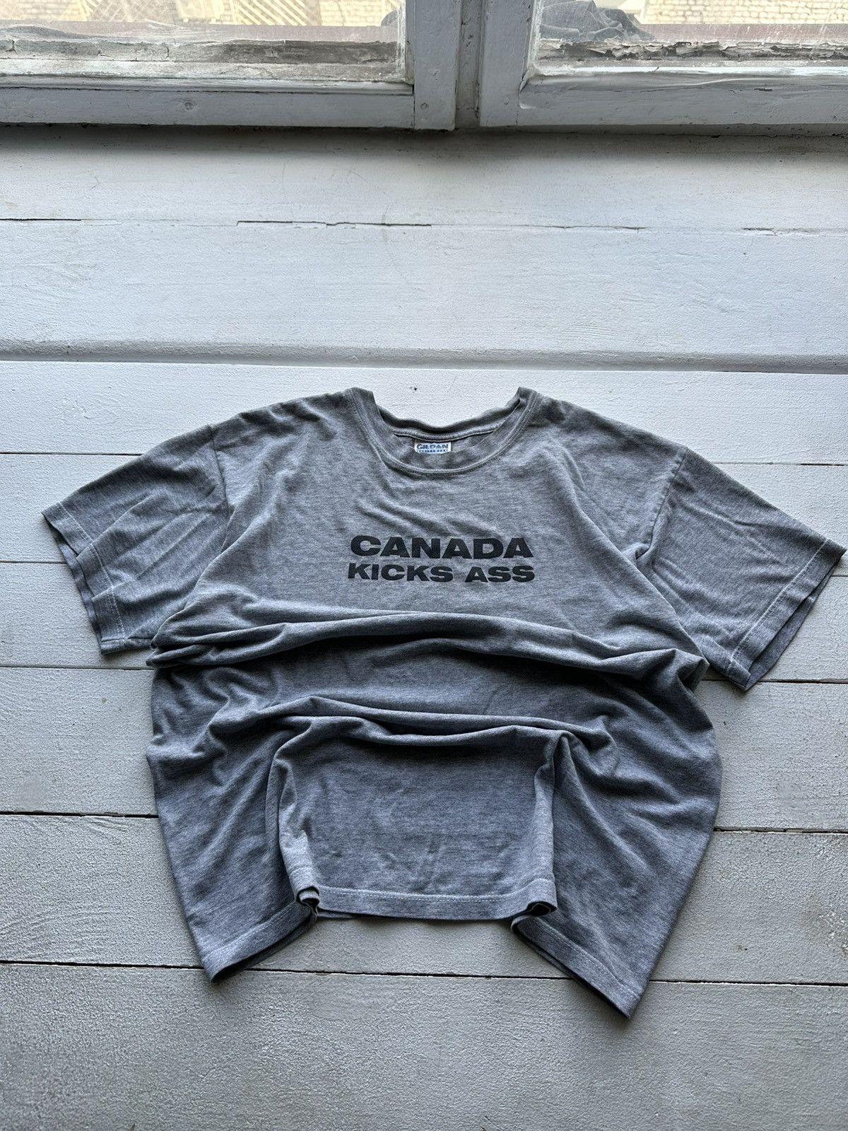 Vintage 🚨 VINTAGE CANADA KICKS ASS BIG LOGO T -shirt rare archive Size US L / EU 52-54 / 3 - 1 Thumbnail