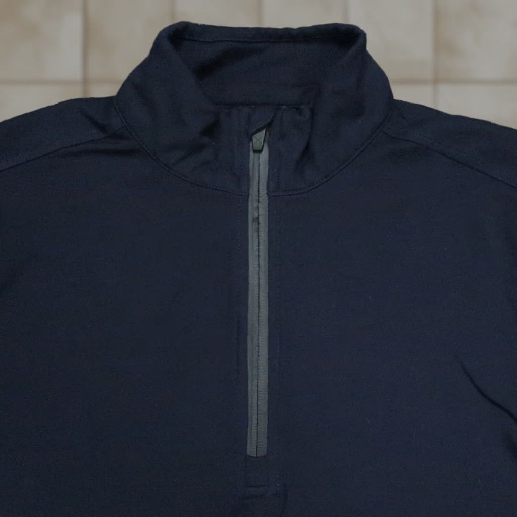 UES Clothing Cuts Clothing Pullover Mens M Blue 1/4 Zip Stand-Up Collar Athletic Slim Fit Casual Performance Shirt Size US M / EU 48-50 / 2 - 1 Thumbnail