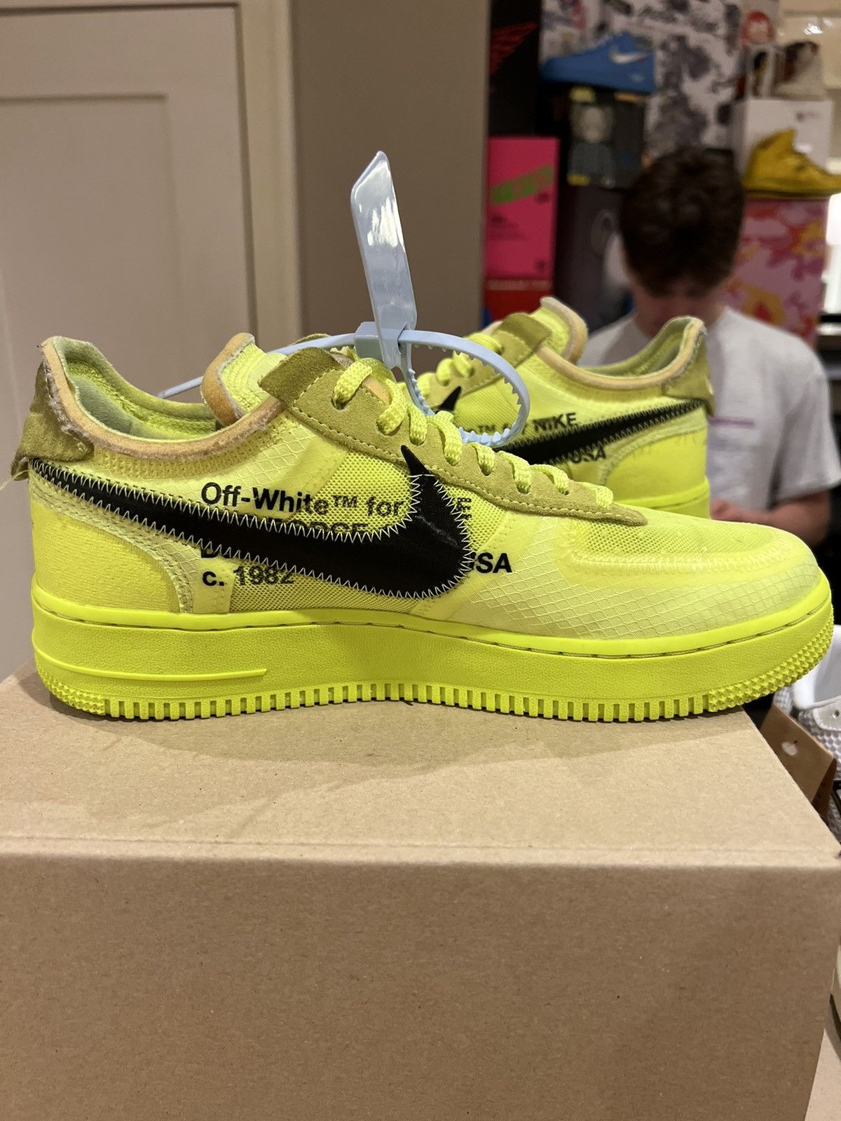 Nike × Off-White Nike Off-White AF1 Volt 8 Size US 8 / EU 41 - 4 Thumbnail