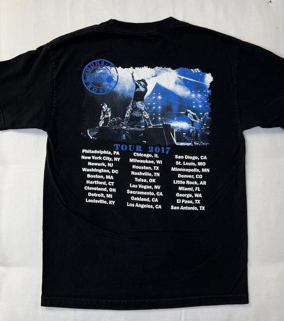 Designer Authentic Guns N' Roses 2017 Tour T-Shirt Mens L Band Tee Size US L / EU 52-54 / 3 - 5 Thumbnail