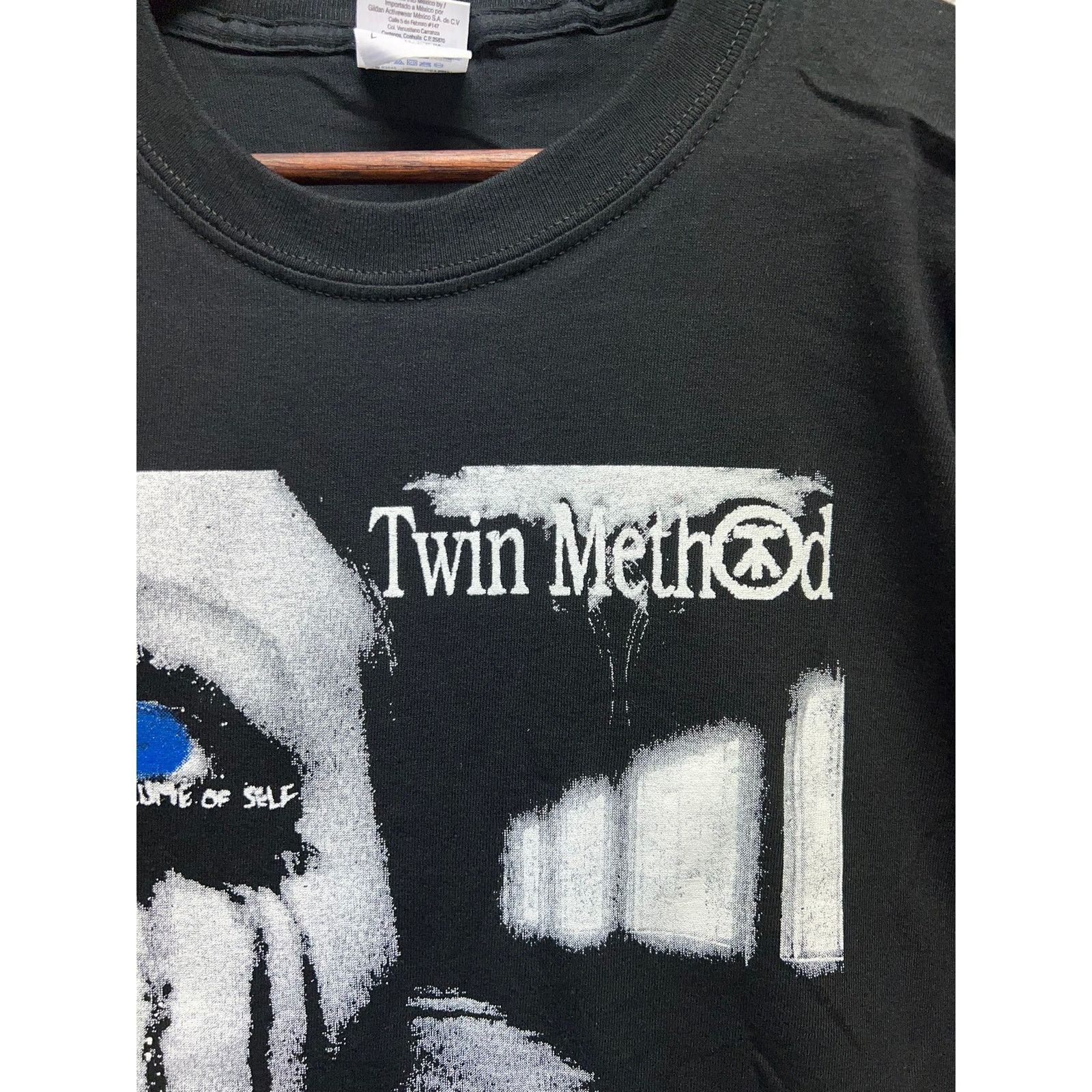Gildan 2007 Twin Method The Volume Of Self Tour Nu Metal Shirt L Size US L / EU 52-54 / 3 - 4 Thumbnail