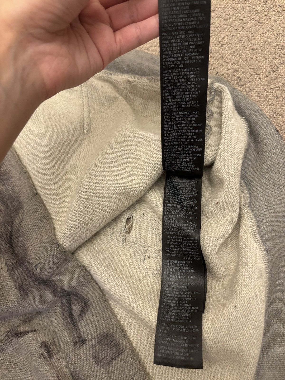 Balenciaga Balenciaga Skater Graffiti Jacket (grey) Size US XXL / EU 58 / 5 - 4 Thumbnail