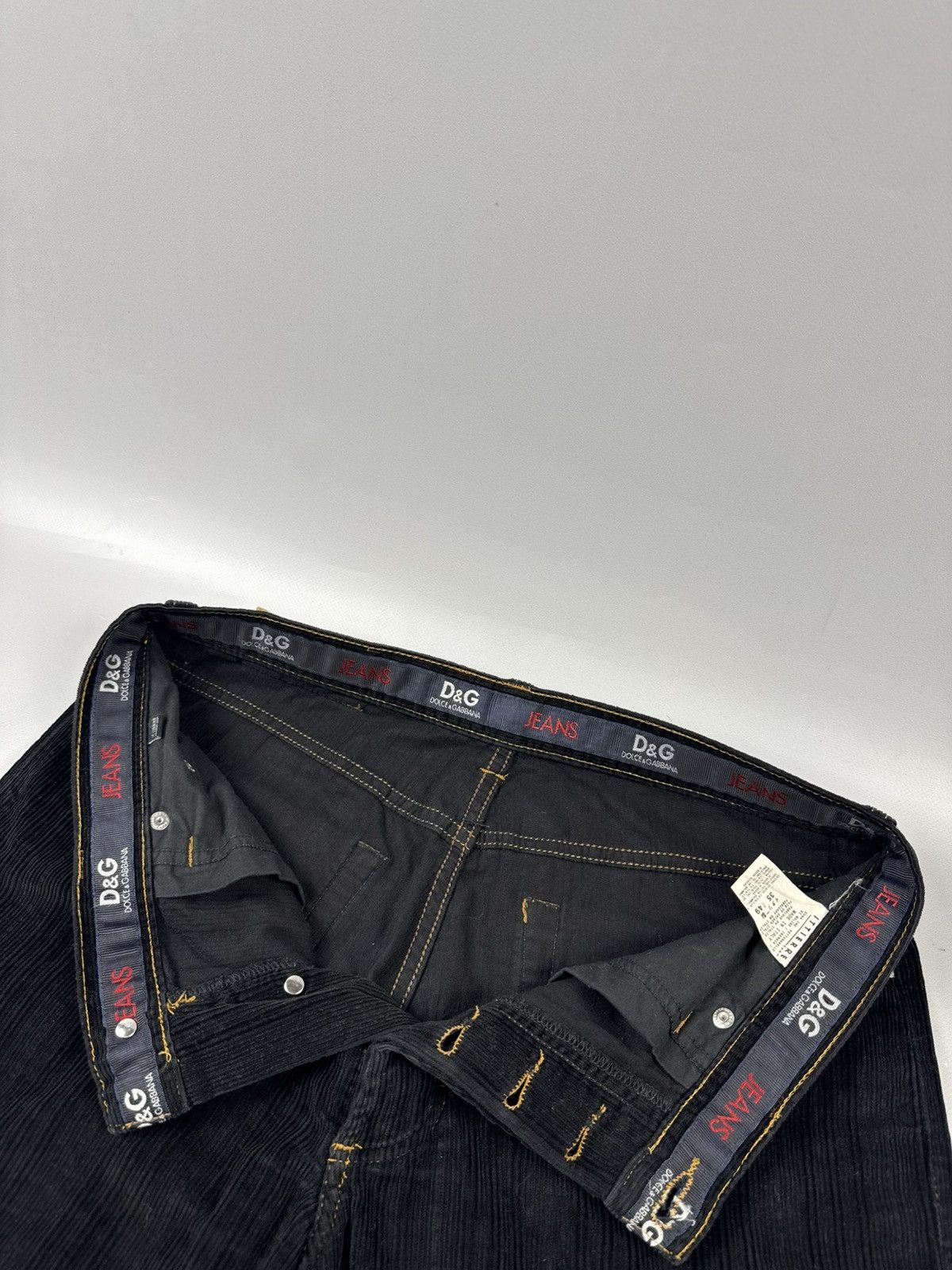 Dolce & Gabbana Dolce & Gabbana curdoroy pants black baggy fit Size US 34 / EU 50 - 8 Thumbnail