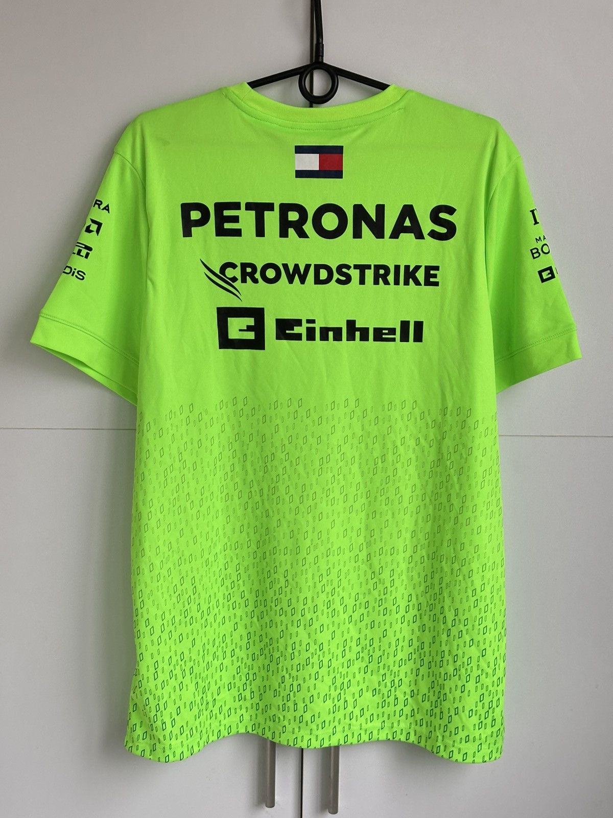 Formula 1 Mercedes-AMG Petronas F1 Team T-Shirt Official Product Size US L / EU 52-54 / 3 - 10 Thumbnail