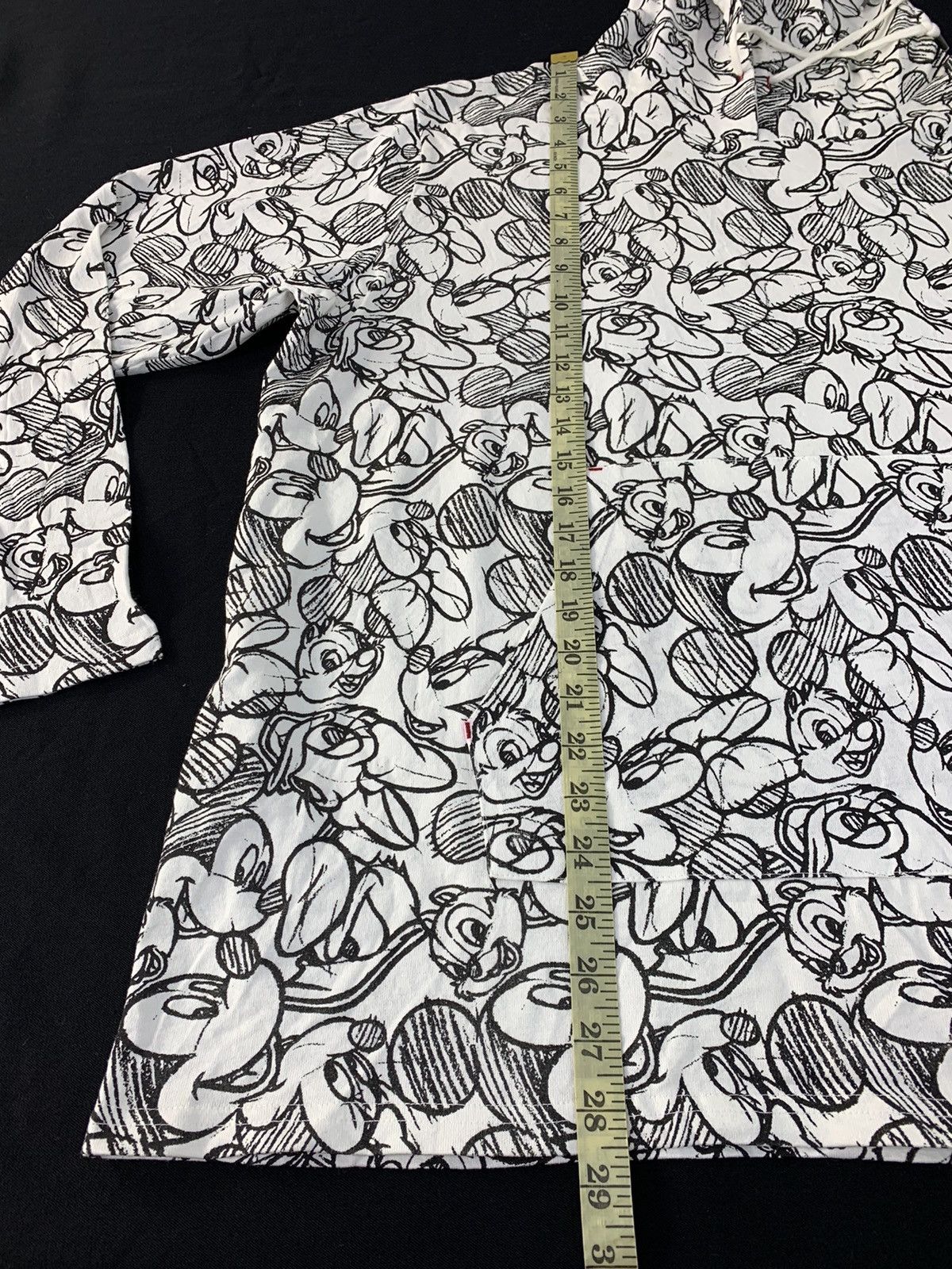 Disney Hype Disney Mickey Mouse Over Printed Pull Over Hoodies Size US XXL / EU 58 / 5 - 8 Thumbnail