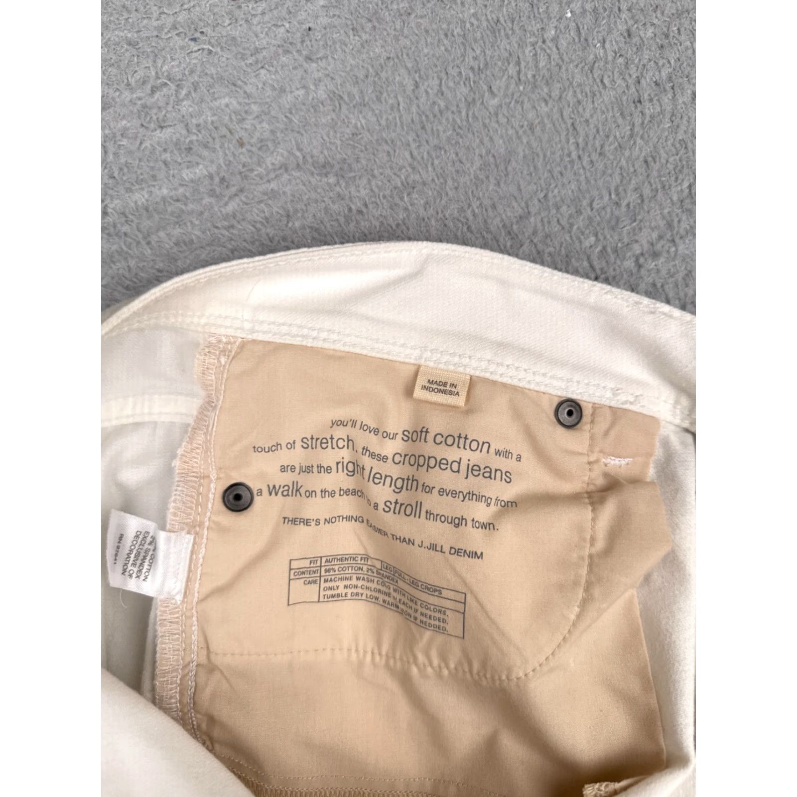 J. Jill J. Jill Jeans Women 14 White Denim Capri Raw Hem Authentic Fit Cotton Blend 36x24 - Regular Jeans - Kid? Size 36" / US 14 / IT 50 - 7 Thumbnail
