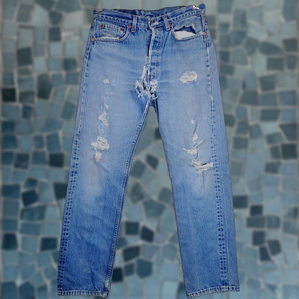 Levi's VINTAGE Levi's 501 Blue Jeans Distressed 31W 29L 80s Button Fly Mens Size US 29 - 1 Thumbnail