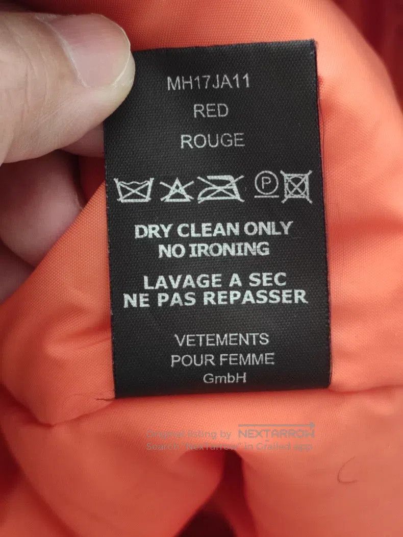 Vetements Vetements First Generation Red Hooded Bomber Jacket Size US XS / EU 42 / 0 - 6 Thumbnail