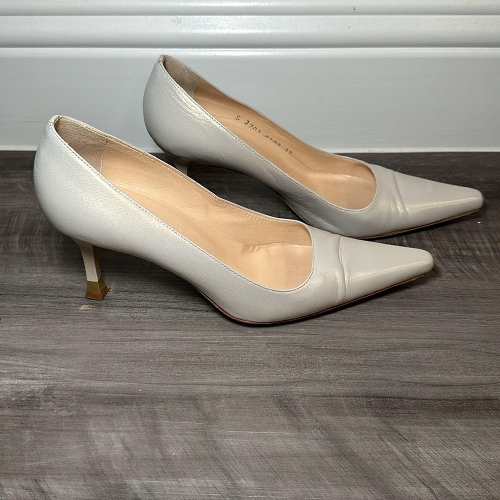 St. John St. John Laminated Leather Heel - 7B Size US 7 / IT 37 - 3 Thumbnail