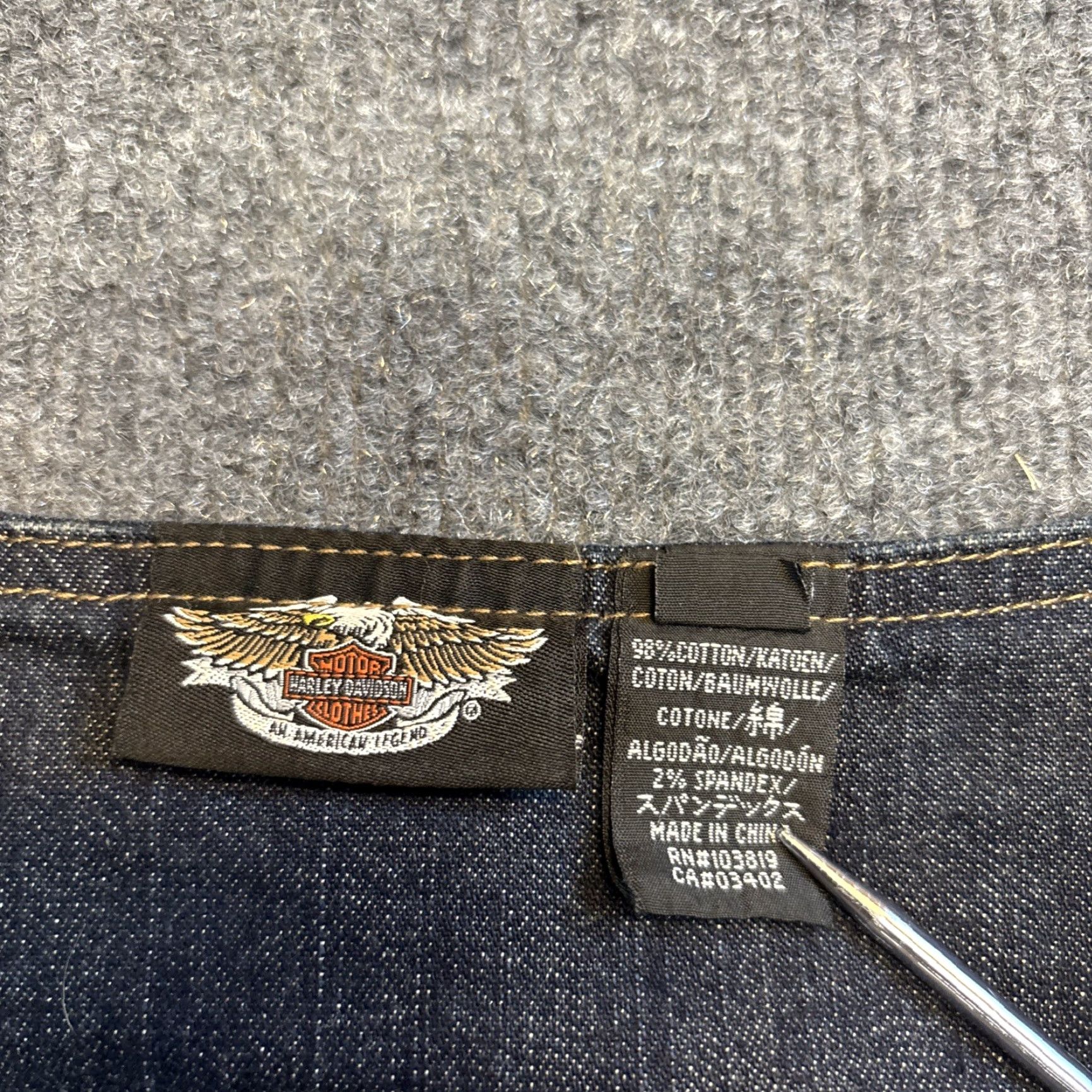 Harley Davidson VINTAGE Harley-Davidson Denim Vest Womens 2XL Blue Sparkles Button Up Back Design Vest Womens Mens Girls Size XXL / US 16-18 / IT 52-54 - 2 Thumbnail
