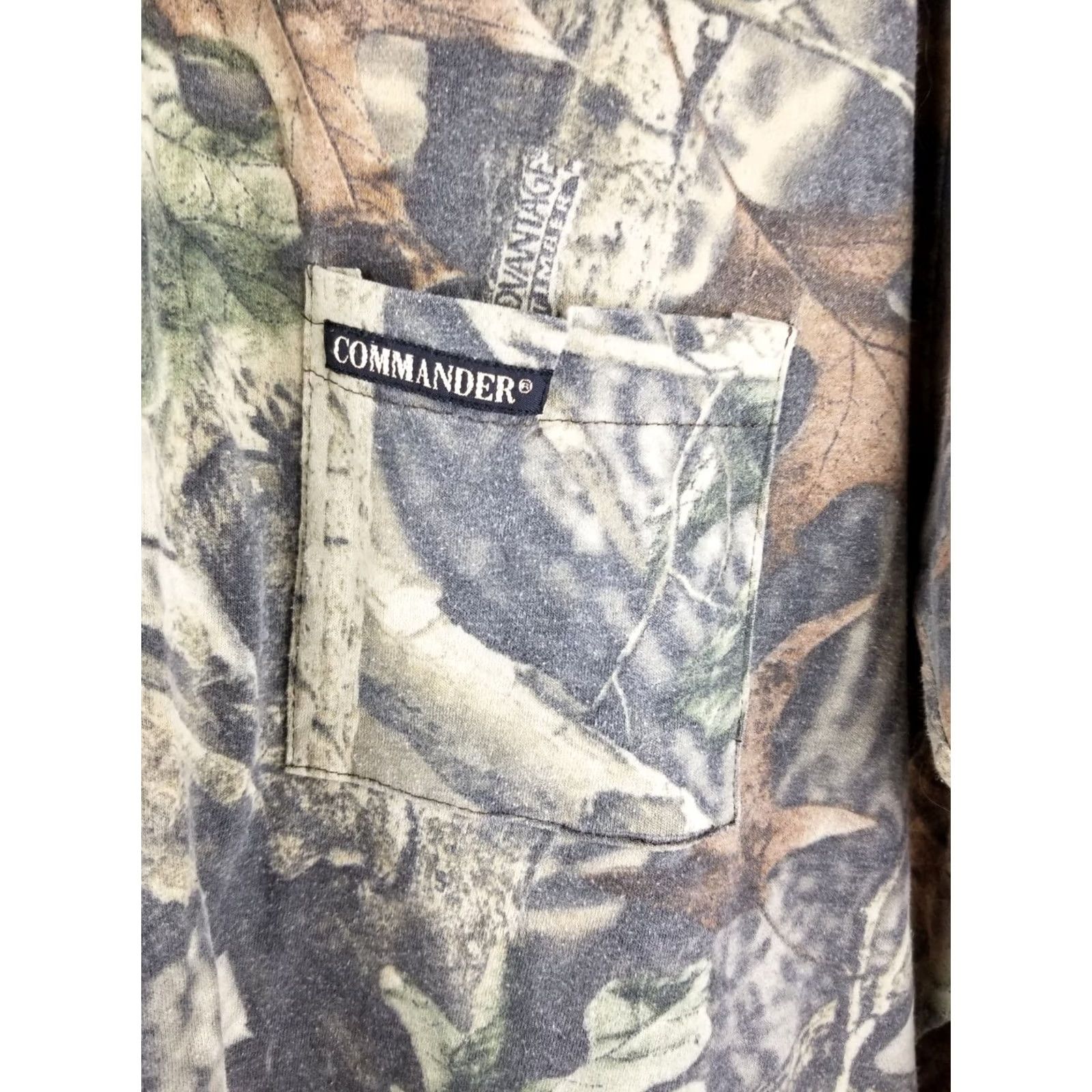Vintage VINTAGE 90' ADVANTAGE ONE POCKET CAMOUFLAGE LONG SLEEVE T-SHIRT SZ MEDIUM T-Shirt Men Camouflage Pockets Long Sleeve 90s USA Size US M / EU 48-50 / 2 - 2 Thumbnail