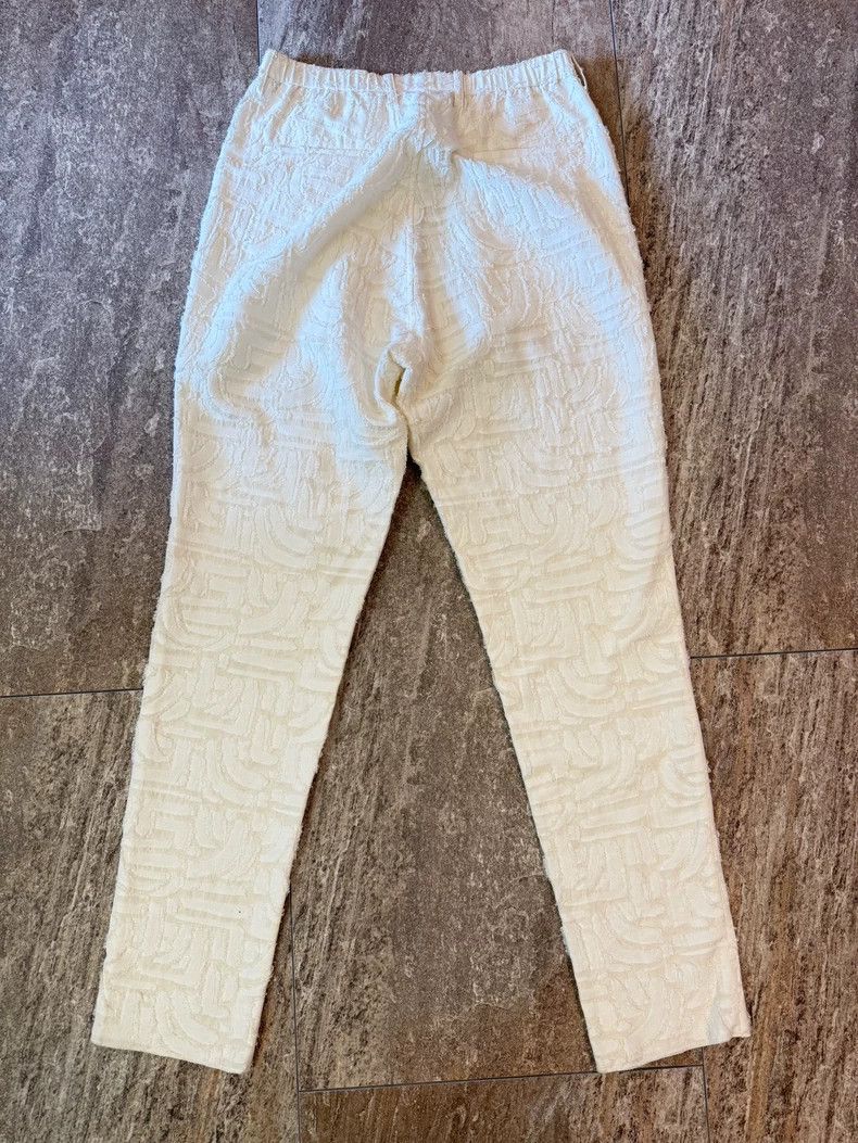 Issey Miyake Issey Miyake White jacquard fabric trousers Size US 32 / EU 48 - 2 Thumbnail