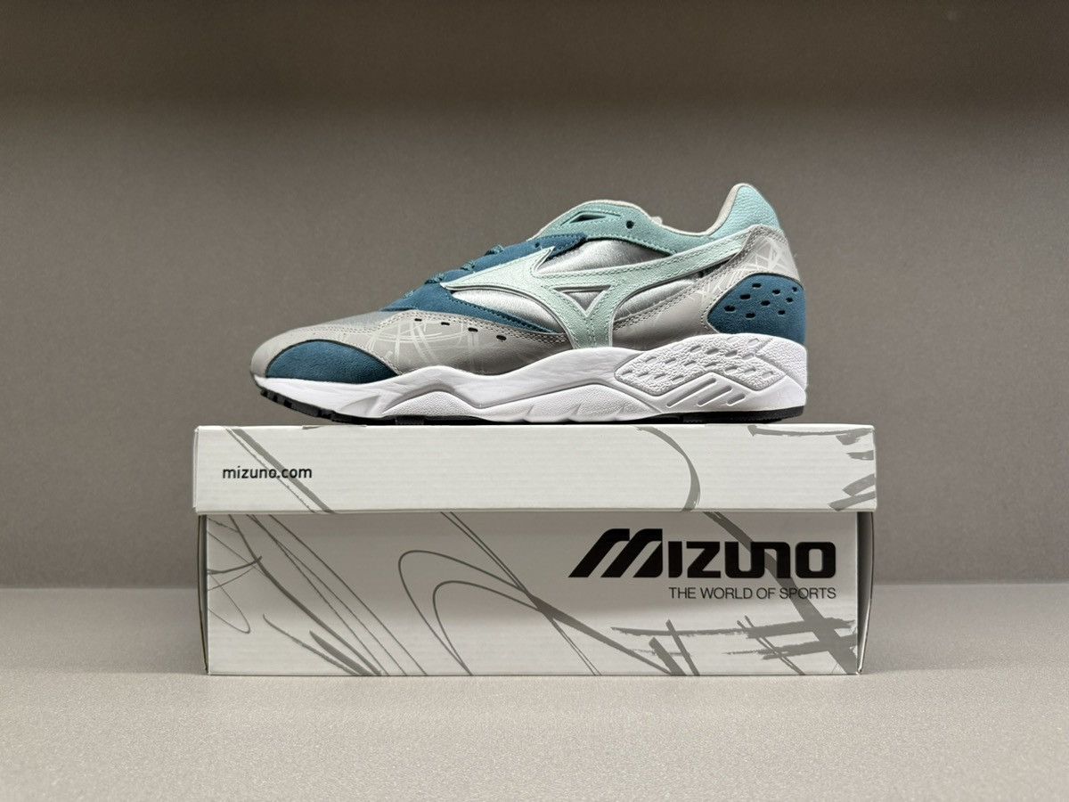 Mizuno Mizuno Contender Hanon Grampus Dolphin Size US 7 / EU 40 - 2 Thumbnail