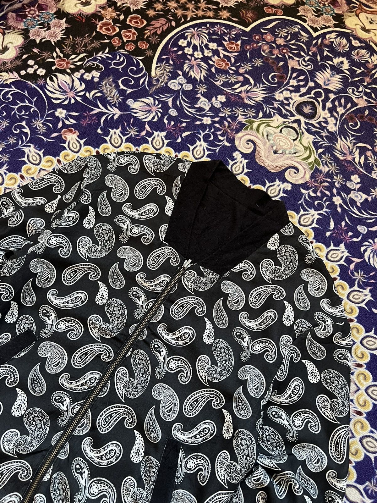 MOUSSY Moussy Reversible Paisley Print Bomber Jacket Vintage Size M / US 6-8 / IT 42-44 - 6 Thumbnail