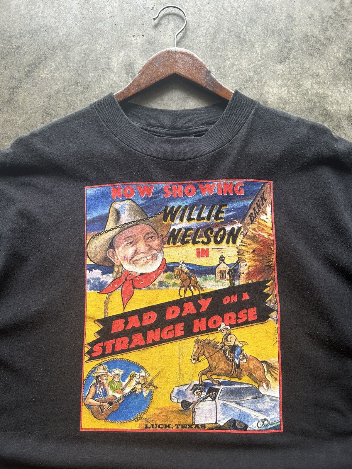 Vintage Willie store Nelson Bad Day On A Strange Horse Luck Texas T-Shirt Size XL