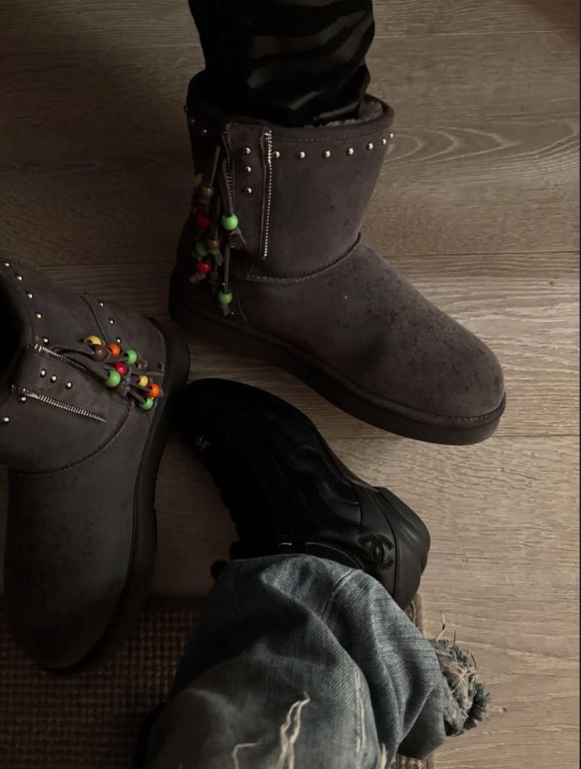 1199 Bazo1199 Surfer Beaded Ugg Boots Size US 11 / EU 44 - 16 Thumbnail