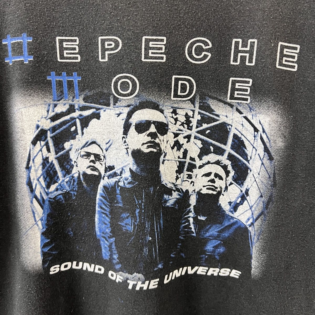 Band Tees VTG DEPECHE MODE TOUR OF THE UNIVERSE Size US M / EU 48-50 / 2 - 3 Thumbnail