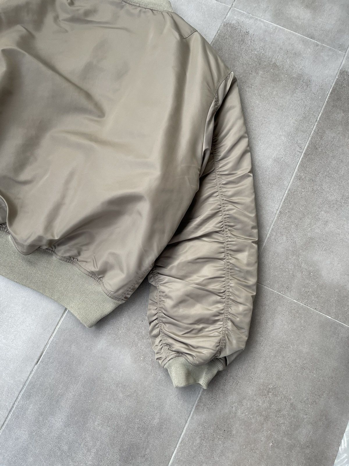 Holzweiler !DS! FW22 Holzweiler Khaki Reversible Reb Bomber Jacket Size XL / US 12-14 / IT 48-50 - 18 Thumbnail