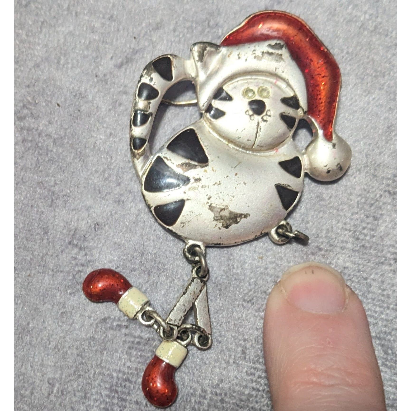 Other Vintage Avon Holiday Cat Articulated Silver Tone Brooch Size ONE SIZE - 5 Thumbnail