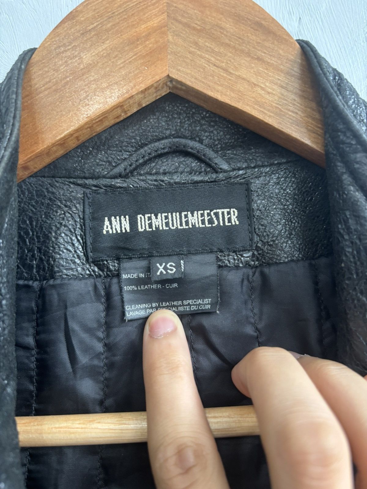 Ann Demeulemeester Ann Demeulemeester SS2003 cracked leather biker jacket Size US M / EU 48-50 / 2 - 15 Thumbnail