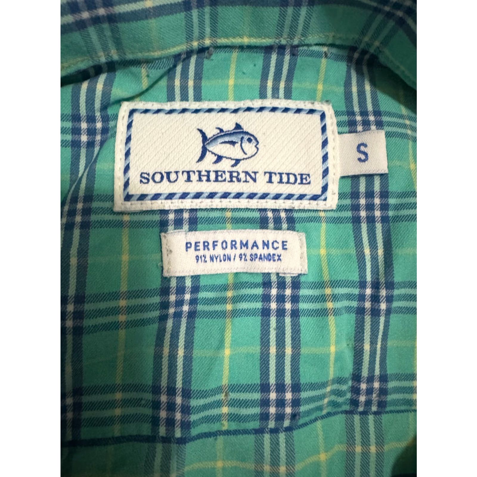 Southern Tide VINTAGE? No – the item isn’t vintage. Southern Tide Men’s Small Blue Plaid Nylon Performance Long Sleeve Button Down Size US S / EU 44-46 / 1 - 6 Thumbnail