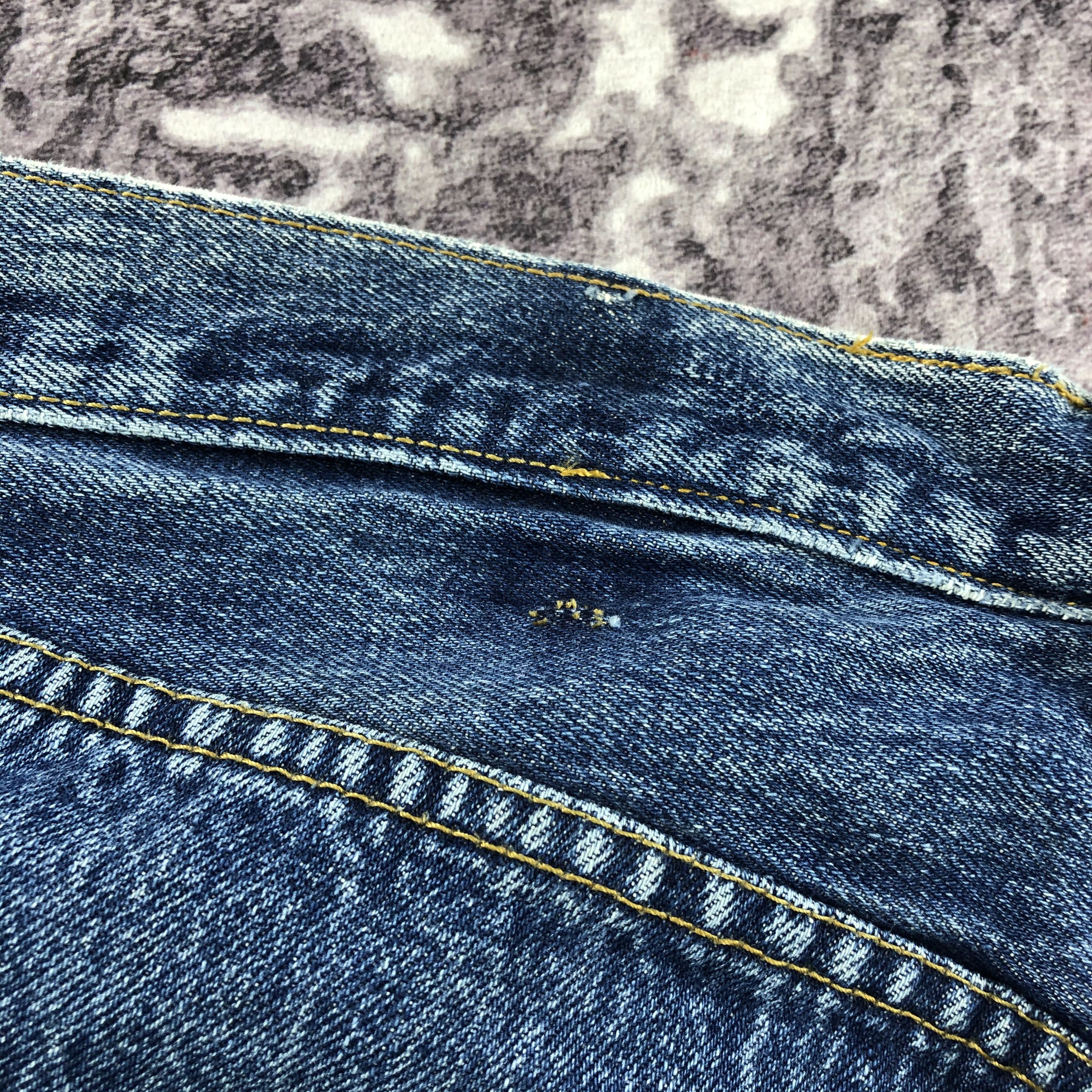 Levi's 90s Vintage Blue Wash Levis 501 Jeans-JM2378 Size US 36 / EU 52 - 7 Thumbnail