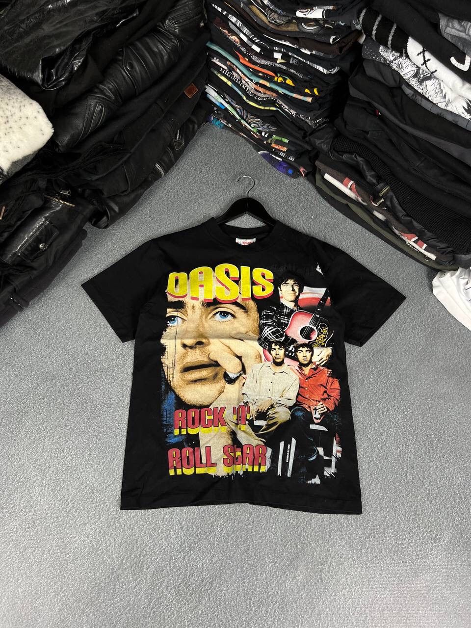 Band Tees Oasis Vintage Crazy Print Rare T-shirt Size US M / EU 48-50 / 2 - 1 Thumbnail
