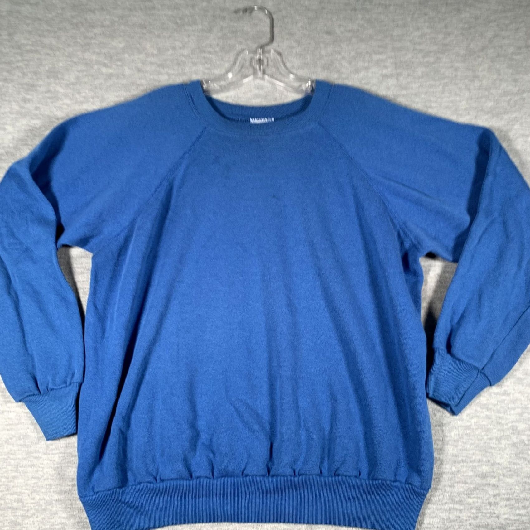 Vintage VINTAGE 20 20 Sweatshirt Mens Large Blue Crewneck Pullover Raglan 50/50 Acrylic Size US L / EU 52-54 / 3 - 2 Thumbnail