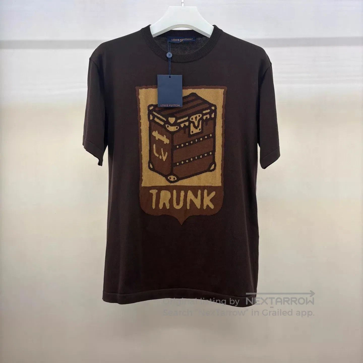 Louis Vuitton Trunk Graphic Short Sleeve Shirt. Size US M / EU 48-50 / 2 - 1 Thumbnail