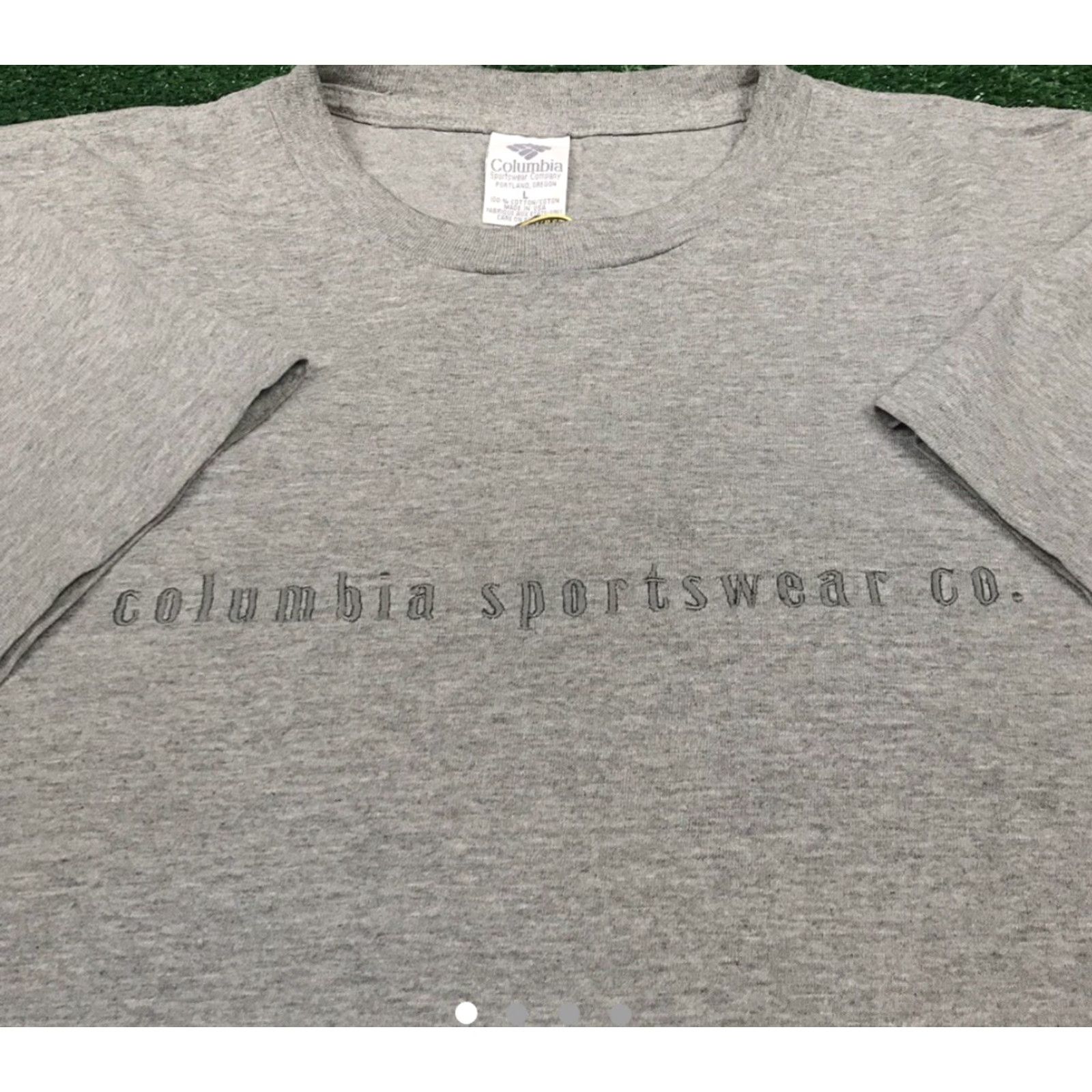 Logo 7 VINTAGE Columbia Shirt Mens Large Embroidered Made In USA Logo Adult Tshirt Size US L / EU 52-54 / 3 - 2 Thumbnail