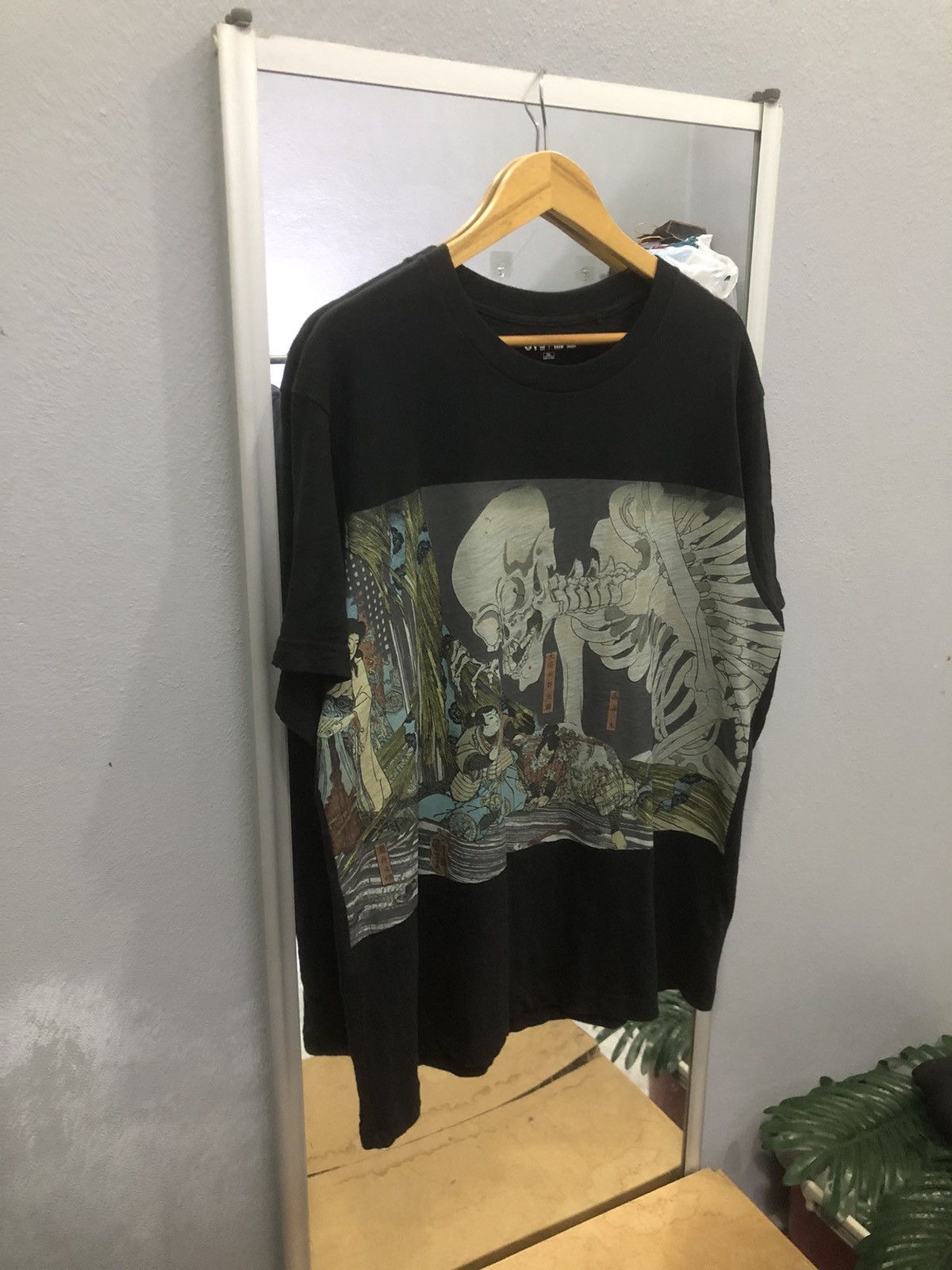Uniqlo UNIQLO x MFA Boston Ukiyo-e Skeleton Tee — Size XXL Size US XL / EU 56 / 4 - 3 Thumbnail