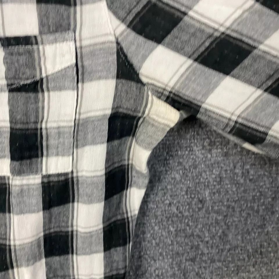 Volcom Volcom Button Up Top Women's Small Long Sleeve Checkers Size S / US 4 / IT 40 - 5 Thumbnail