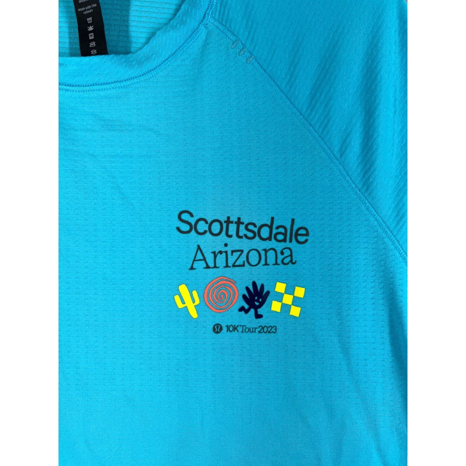 Lululemon Lululemon Shirt Men Medium Blue 10K Tour Scottsdale Arizona 2023 Short Sleeve Shirt T-Shirt Mens Blue Logo Vintage: No Size US M / EU 48-50 / 2 - 6 Thumbnail
