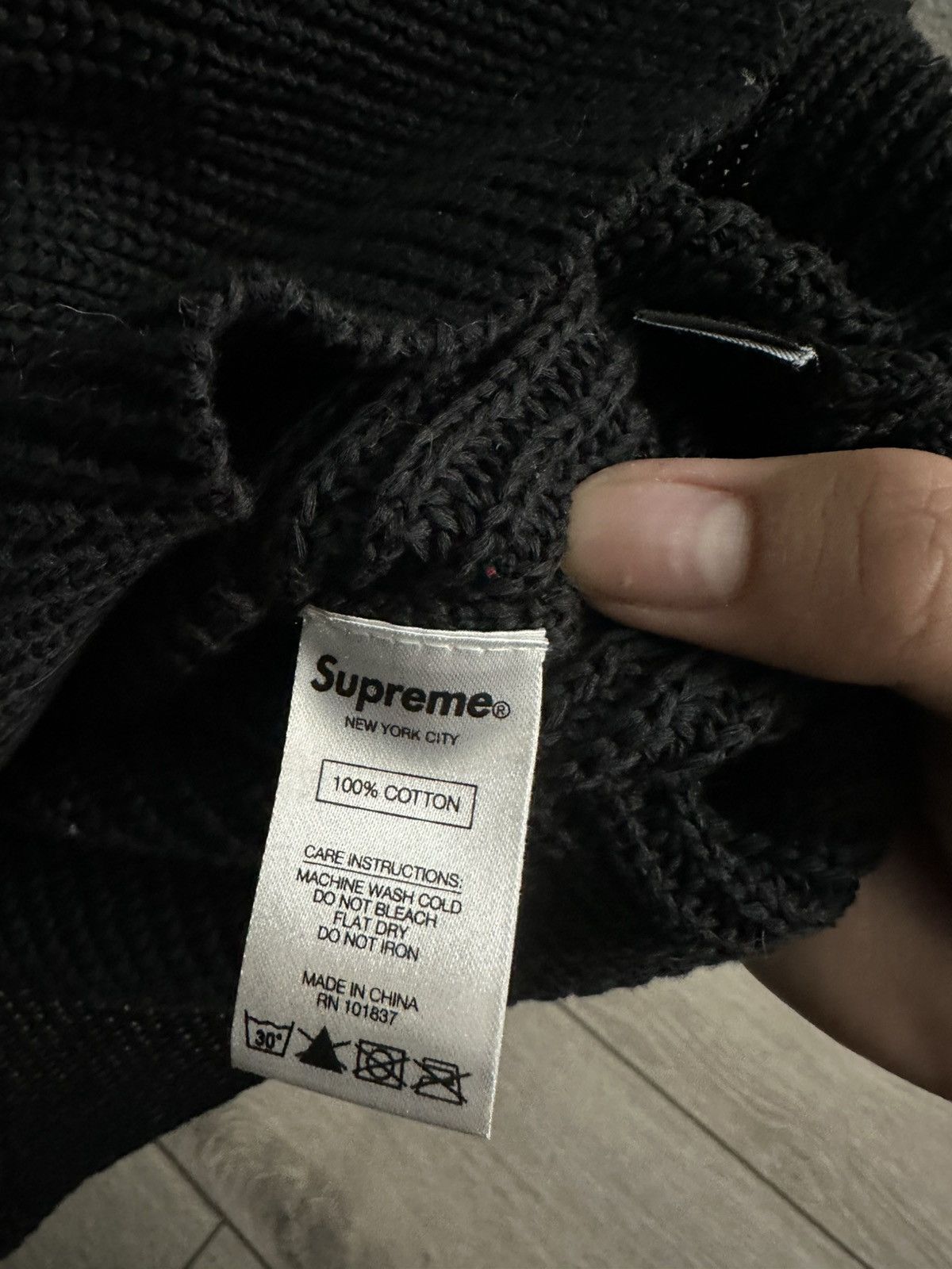 Comme des Garcons × Supreme Supreme Commes Des Garcons CDG Shirt Sweater Black FW18 Size US L / EU 52-54 / 3 - 5 Thumbnail