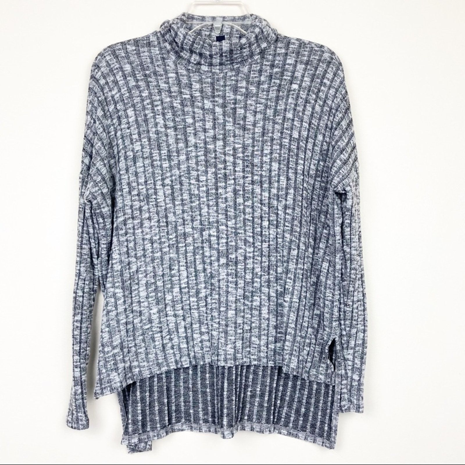American Eagle Outfitters American Eagle Gray Ribbed Turtleneck Sweater Sz S Size US S / EU 44-46 / 1 - 5 Thumbnail
