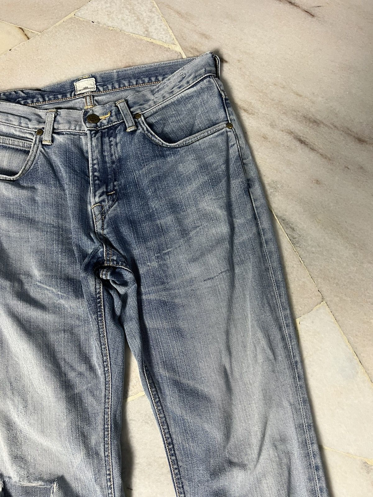 Lee × Vintage Vintage Lee 101 Distressed Light Wash Jeans Size US 29 - 5 Thumbnail