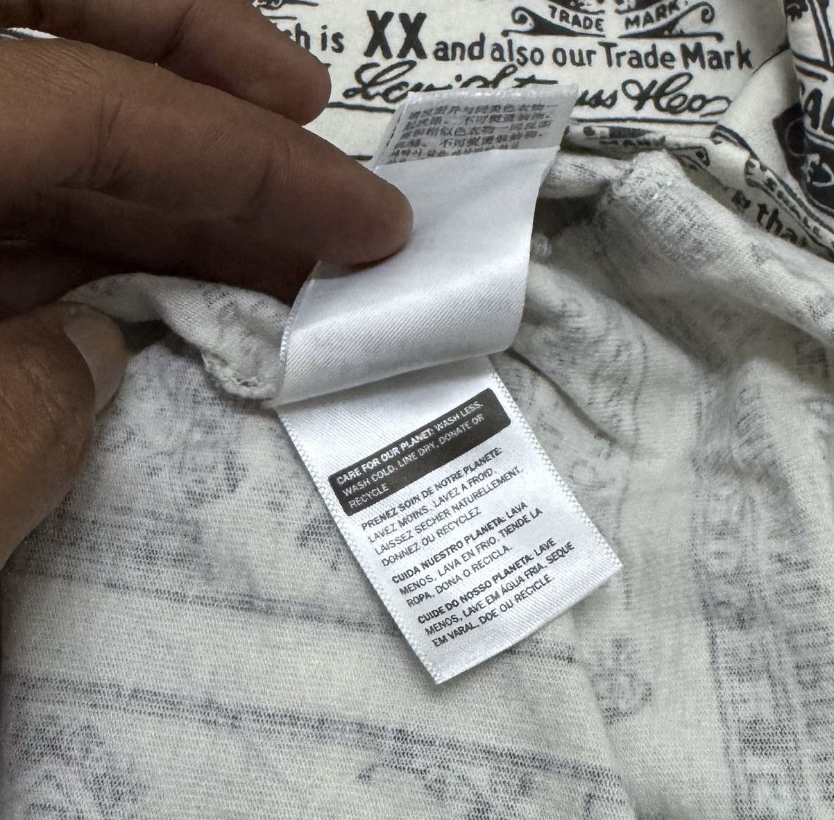 Rare LEVIS Fullprint Tee