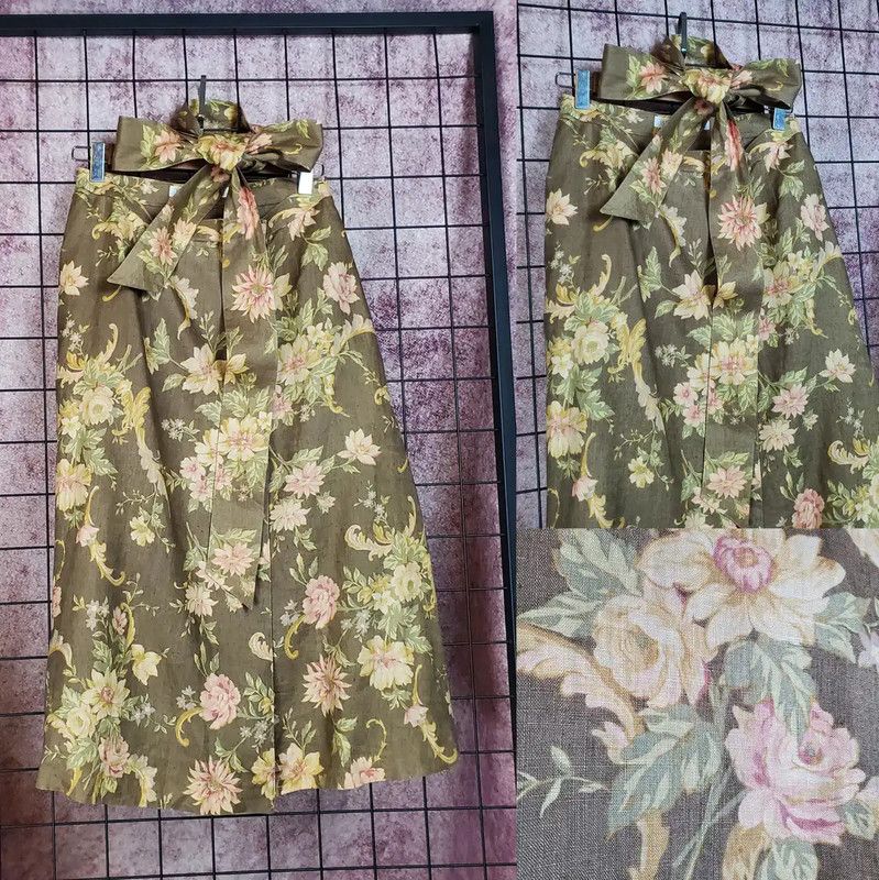 Burberry Burberry Floral A-Line Midi Skirt Size 23" - 1 Thumbnail