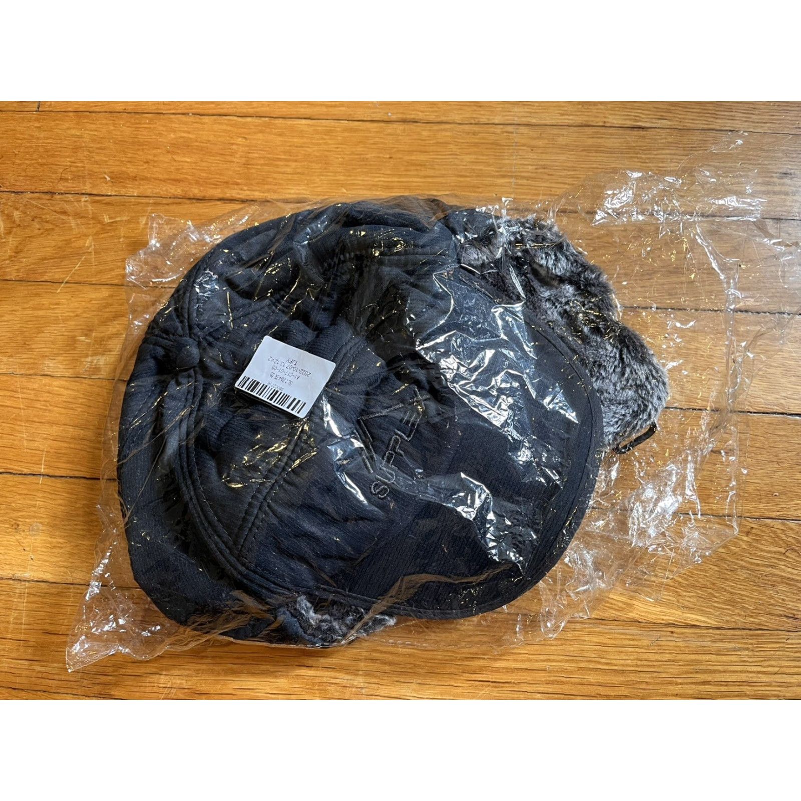 Vintage Supplex Trapper Hat Ear Flaps Black Mens One Size Winter Hat Size ONE SIZE - 2 Thumbnail